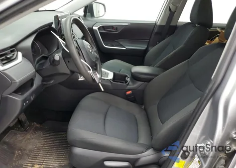 2022 Toyota Rav4 Le z USA, uszkodzony, nr VIN 4T3LWRFV0NU071950